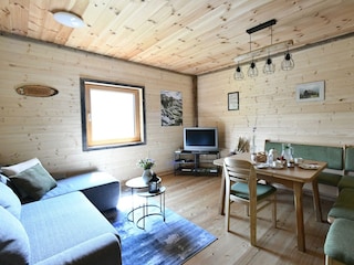 Wohn-Essbereich im Hansstadl © Helmut Weixelbraun