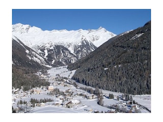 Blick vom Dorf Richtung Ankogel