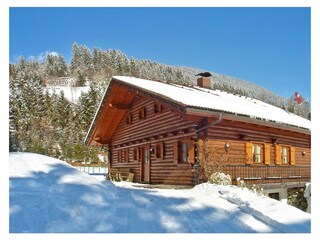 Biohaus-1-Winter-Aussenansicht