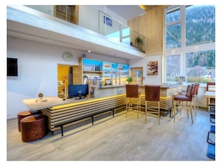 Hotel Bergkristall Lobby03