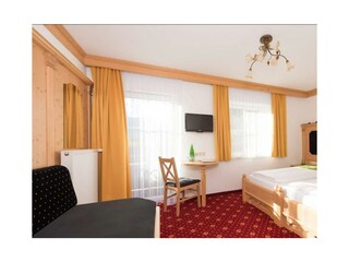 DZ-Deluxe-Rosskastanie-1920x650