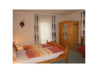 App.1 - Schlafzimmer 1 mit Ausziehcouch