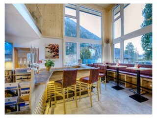 Hotel Bergkristall Lobby06