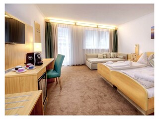 Hotel Bergkristall Zirbnezim. und DZ Balkon