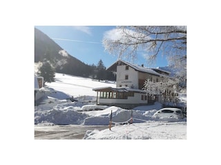 69020467_356698078566341_463668168011808768_n