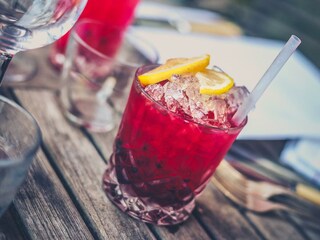 alcohol-1853327_1920