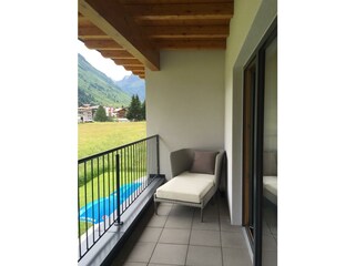 LoungeTop2