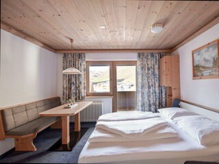 Doppelzimmer 4
