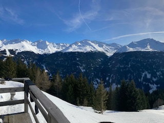 Panoramablick von den Bergen
