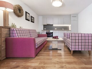 20251015_Zimmer-204_Apartment-5_Balkon_HWM_001