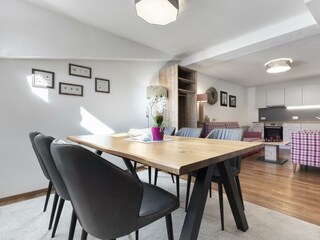 20251015_Zimmer-204_Apartment-5_Balkon_HWM_005