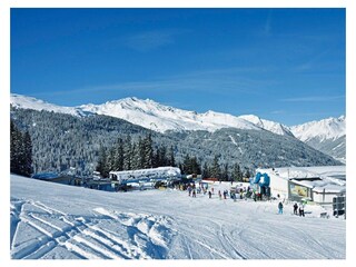 bbse-030415d7200.0080