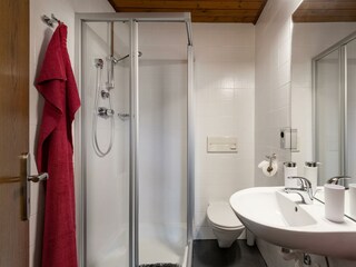 Haus_Kexel_Niederhofen_17a_St_Johann_Badezimmer