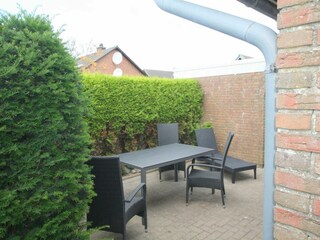 Terrasse vom Wohnzimmer