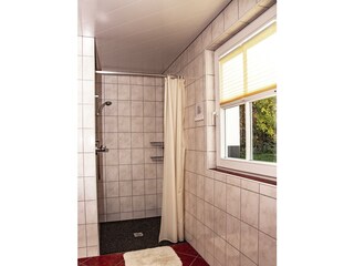 Dusche - mit Fenster