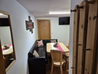 Klösterle Bild 53 Eingang Sonnenkopf