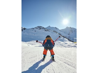 Skifahren_am_Sonnenkopf_(c)_Alex_Kaiser_-_Alpenreg