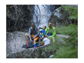 Familienwanderung zum Wasserfall