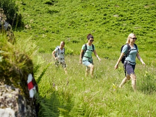 Wandern_im_Klostertal_(c)_Alex_Kaiser_-_Alpenregio