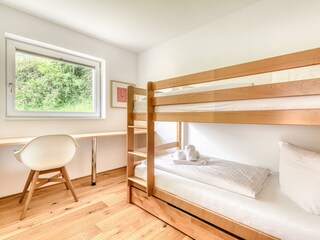 drittes Schlafzimmer mit Stockbett