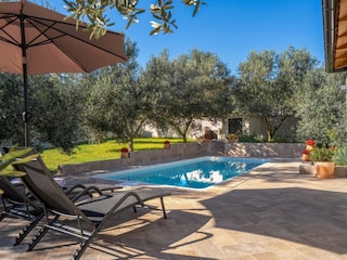 Villa Pula Outdoor Recording 3