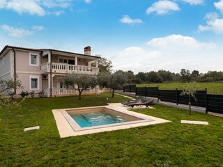 Apartment Nova Vas Outdoor Recording 3