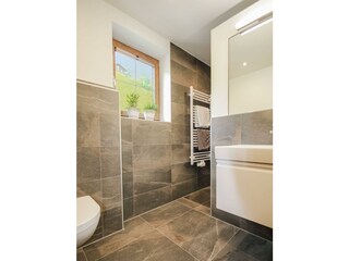 Badezimmer 02