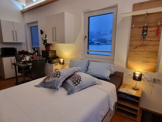 Küchenbereich - Essbereich - Schlafbereich