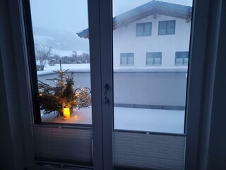 Blick auf Terrasse - Winter