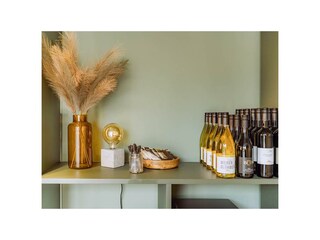 Foyer-Kabinett-Boutique-Apartments-Weinhaus-Beth-K