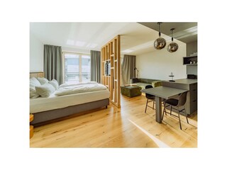 AP3-Kabinett-Boutique-Apartments-Weinhaus-Beth-Krö