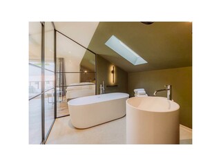 AP9-Kabinett-Boutique-Apartments-Weinhaus-Beth-Krö