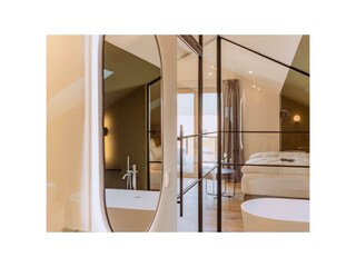 AP9-Kabinett-Boutique-Apartments-Weinhaus-Beth-Krö