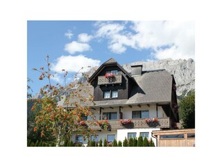 Haus Pilz im Sommer