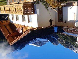 Ferienhaus, Kletterberg Sinabell im Hintergrund