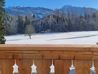 Blick vom Balkon auf die Planai