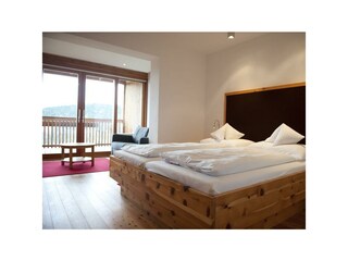 Zirbenvollholz Suite