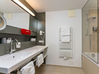 Badezimmer in den Doppelzimmern