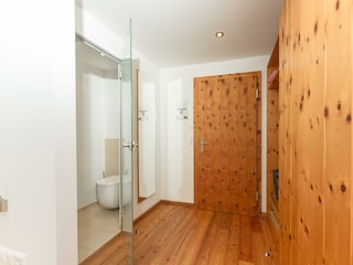 Separate Toilette