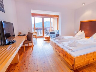 Suite Ramsau Symbolfoto Schlafzimmer 1