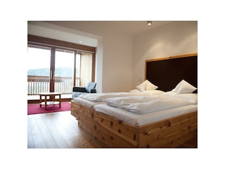 Zirbenvollholz Suite