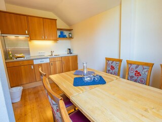 Appartement Tauernblick Küche mit Sitzgelegenheit