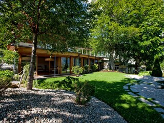 Ruheraum mir direkten Zugang zum Garten