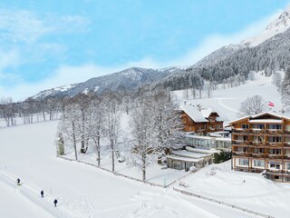 Ramsauhof direkt an der Loipe