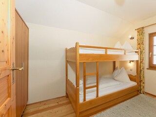 zweites Schlafzimmer mit Stockbett