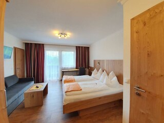 e9d1e6cc-26c4-4878-b549-dfa1f26aa573