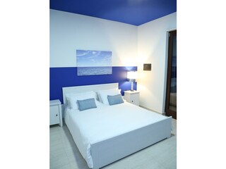 Erstes Schlafzimmer