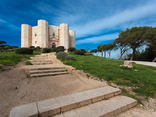 Castel del Monte - 33km