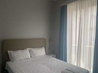 Erstes Schlafzimmer