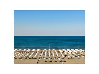 Partnerstrand des Grand Hotel Terme in 150 m Entfernung
